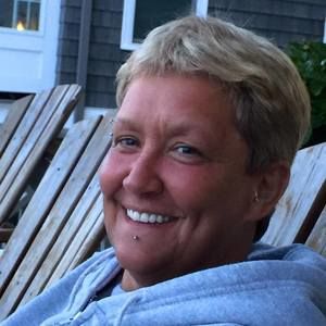 Meet your Posher, Denise